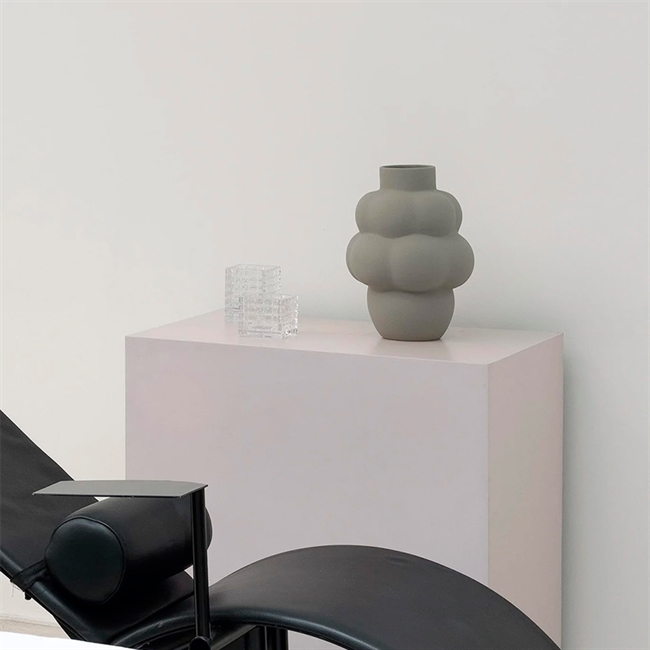 LOUISE ROE CERAMIC VASE